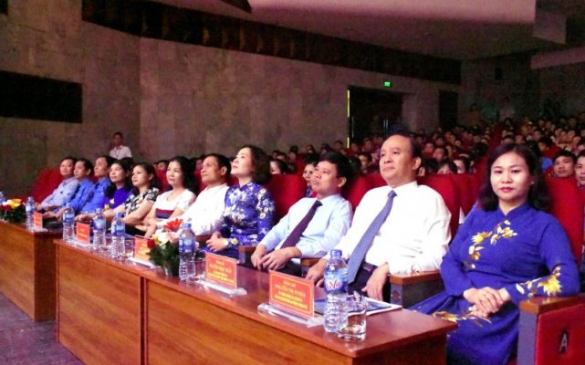 đại biểu TLĐLĐ Việt Nam tham dự lễ